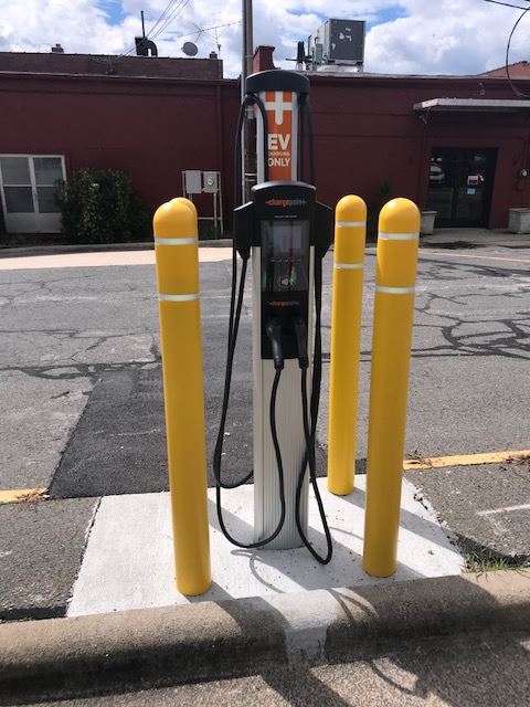 Electric vehicle charging station Electric vehicle charging station